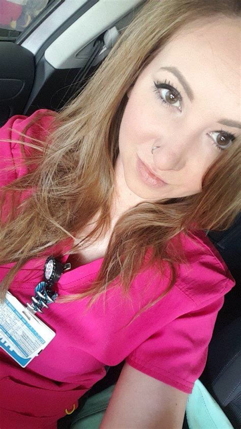 Chivettes bored at work (34 Photos)